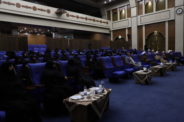 اجلاس سراسری معاونین پژوهش حوزه های علمیهٔ خواهران