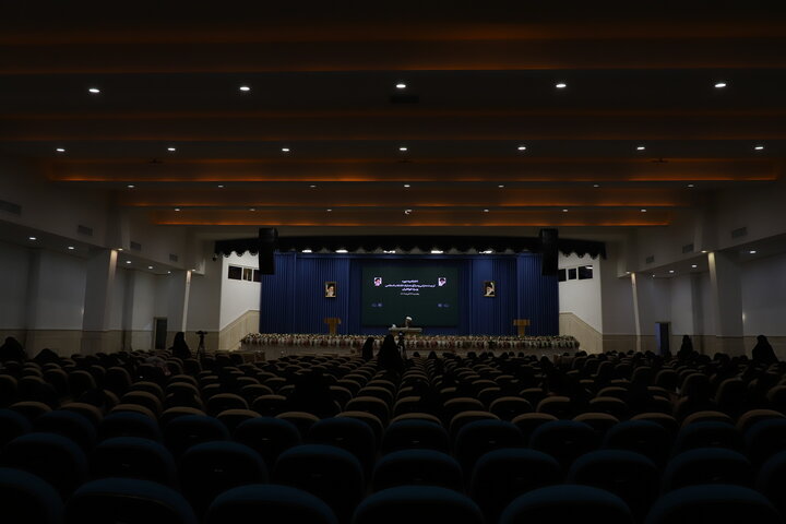 جلسهٔ اختتامیهٔ تربیت مدرّس و مبلّغ معارف انقلاب اسلامی