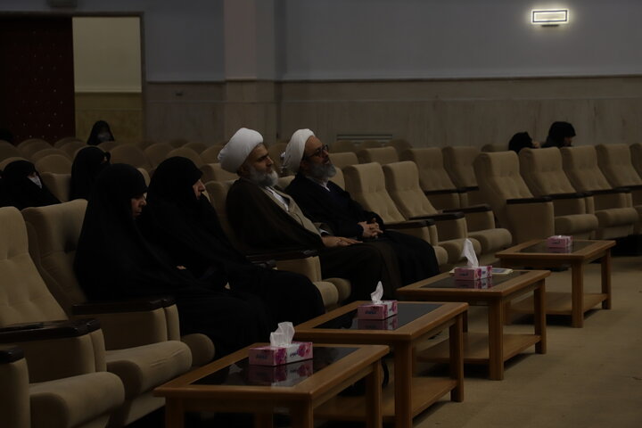 جلسهٔ اختتامیهٔ تربیت مدرّس و مبلّغ معارف انقلاب اسلامی