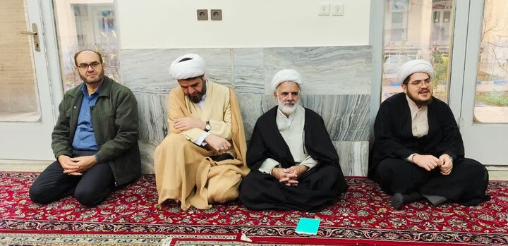 تصاویر/برگزاری برنامه های تهذیبی در مدرسه ولیعصر(عج)بروجرد