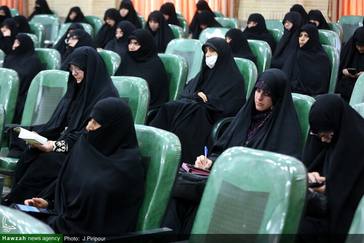 گزارشی از اختتامیه تربیت مدرّس و مبلّغ معارف انقلاب اسلامی ویژه خواهران