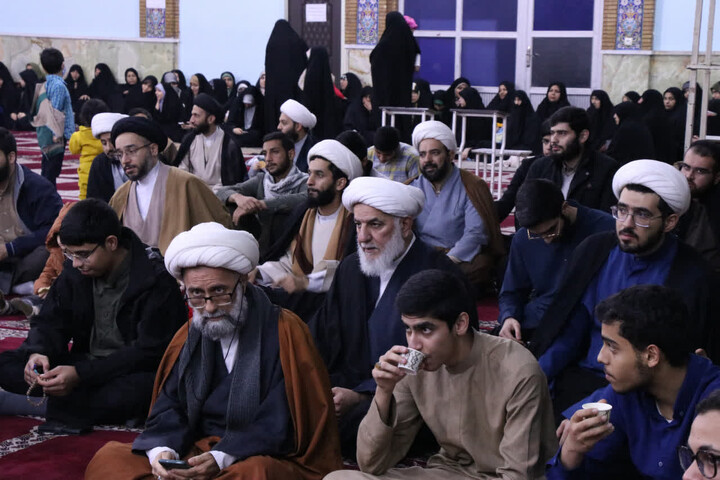 تصاویر/ضیافت خانوادگی طلاب مدرسه علمیه امام خمینی(ره) اهواز