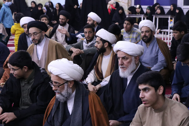 تصاویر/ضیافت خانوادگی طلاب مدرسه علمیه امام خمینی(ره) اهواز