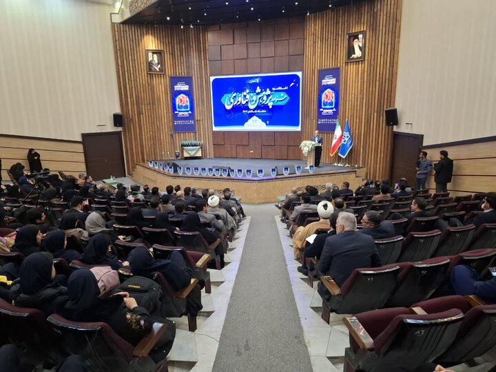 تصاویر/اختتامیه جشنواره هفته پژوهش و فناوری درکاشان