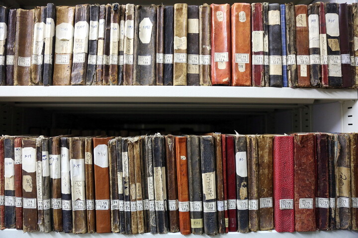 تصاویر/ بازدید خبرنگاران از کتابخانه آیت‌الله‌العظمی گلپایگانی(ره)