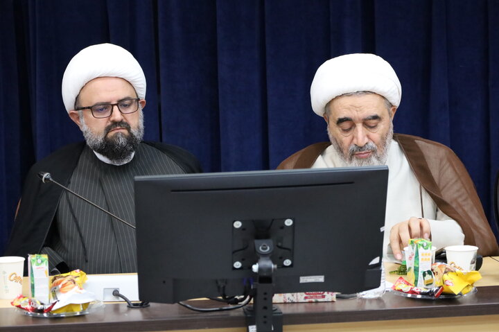 نشست گرامی داشت وحدت حوزه و دانشگاه در چابهار برگزار گردید