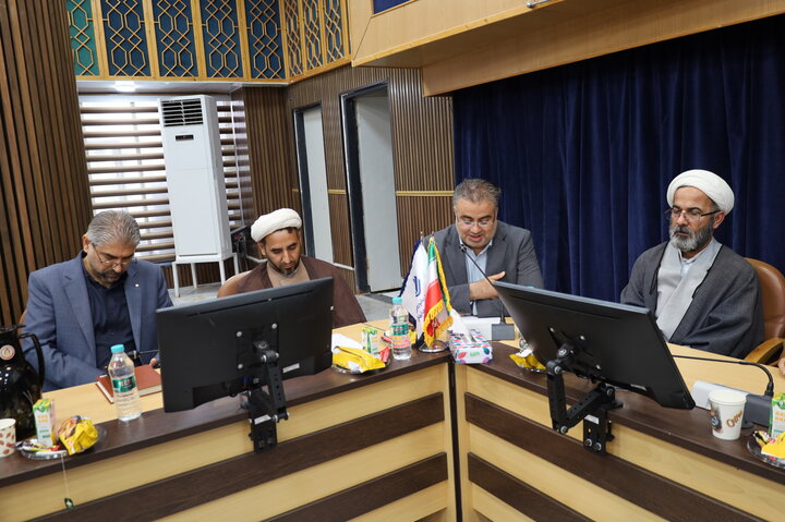 نشست گرامی داشت وحدت حوزه و دانشگاه در چابهار برگزار گردید