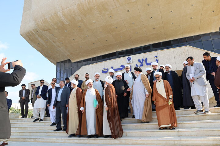 نشست گرامی داشت وحدت حوزه و دانشگاه در چابهار برگزار گردید