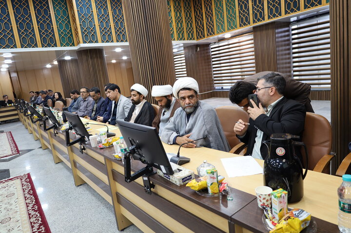 نشست گرامی داشت وحدت حوزه و دانشگاه در چابهار برگزار گردید