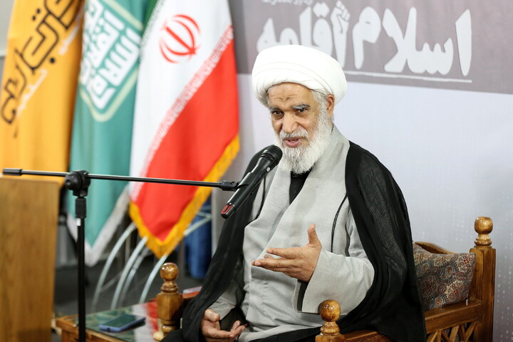 تصاویر/ مراسم رونمایی کتاب «اسلام اقامه»