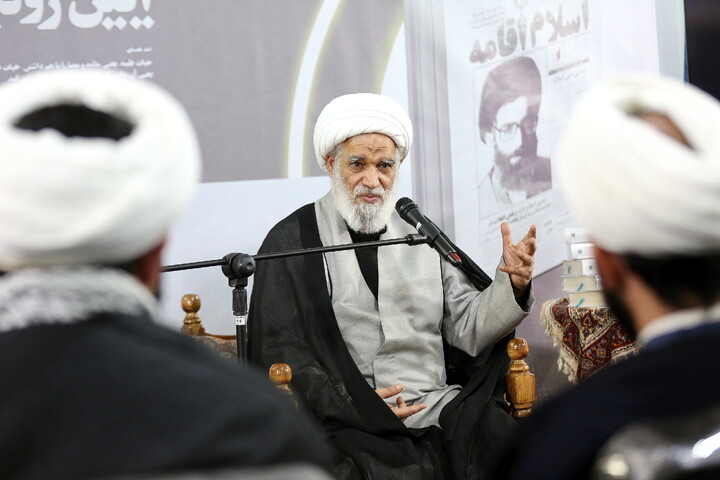 تصاویر/ مراسم رونمایی کتاب «اسلام اقامه»