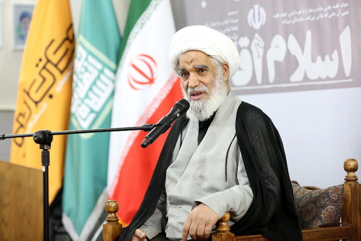 تصاویر/ مراسم رونمایی کتاب «اسلام اقامه»