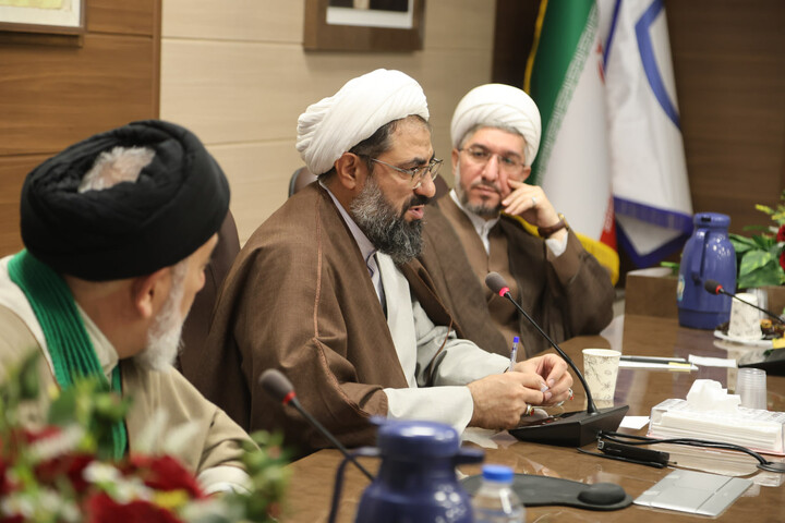 تصاویر / گردهمایی روحانیون شاغل در ادارات و نهادهای استان همدان