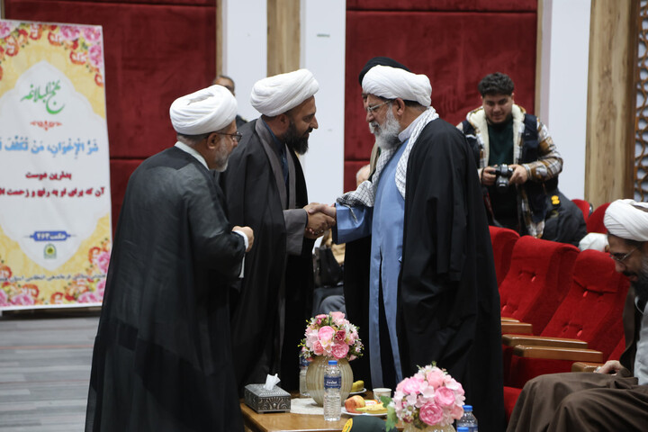 تصاویر / / برگزاری اولین همایش استانی نهج البلاغه ستاد فرماندهی انتظامی استان همدان