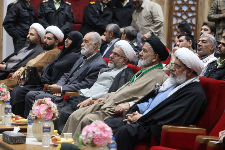 تصاویر / / برگزاری اولین همایش استانی نهج البلاغه ستاد فرماندهی انتظامی استان همدان