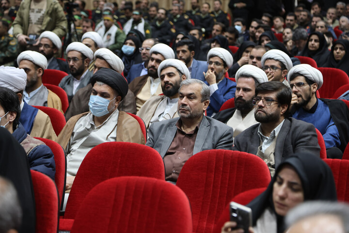 تصاویر / / برگزاری اولین همایش استانی نهج البلاغه ستاد فرماندهی انتظامی استان همدان