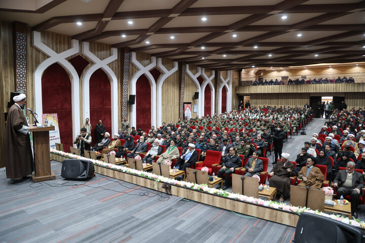 تصاویر / / برگزاری اولین همایش استانی نهج البلاغه ستاد فرماندهی انتظامی استان همدان