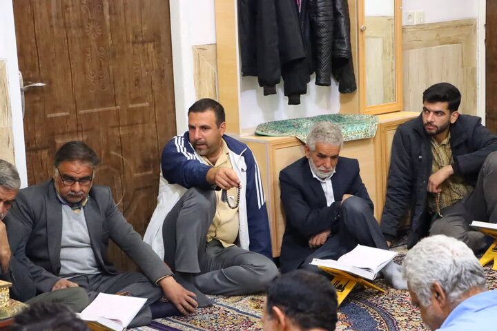 تصاویر/ برگزاری سلسله‌ جلسات خانگی نهج البلاغه شهرستان بافق