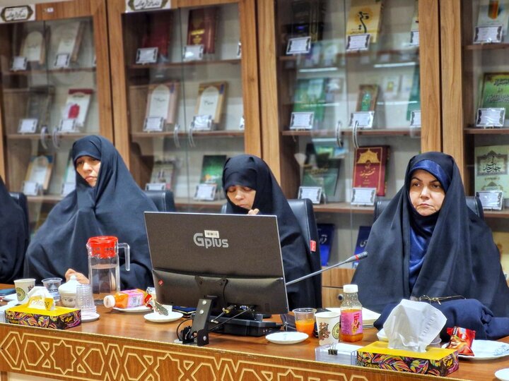 تصاویر/ نشست ستاد راهبری زن و خانواده