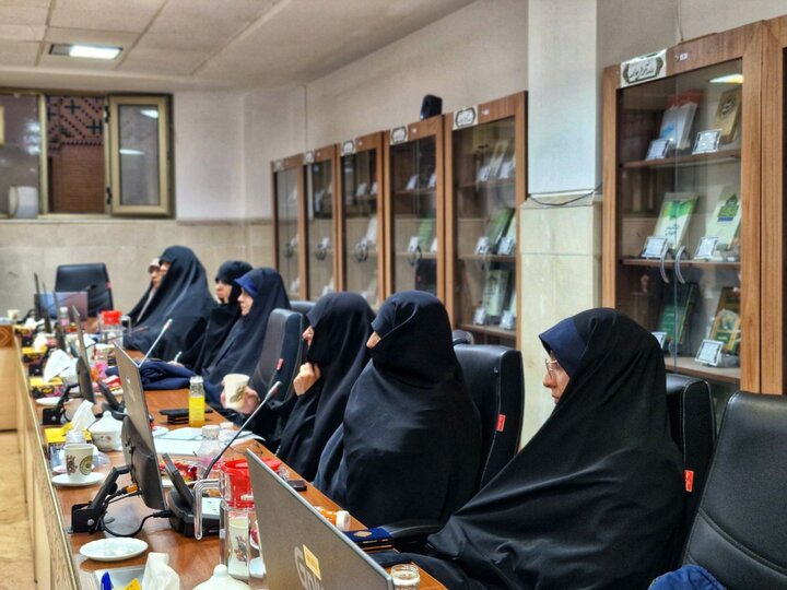 تصاویر/ نشست ستاد راهبری زن و خانواده