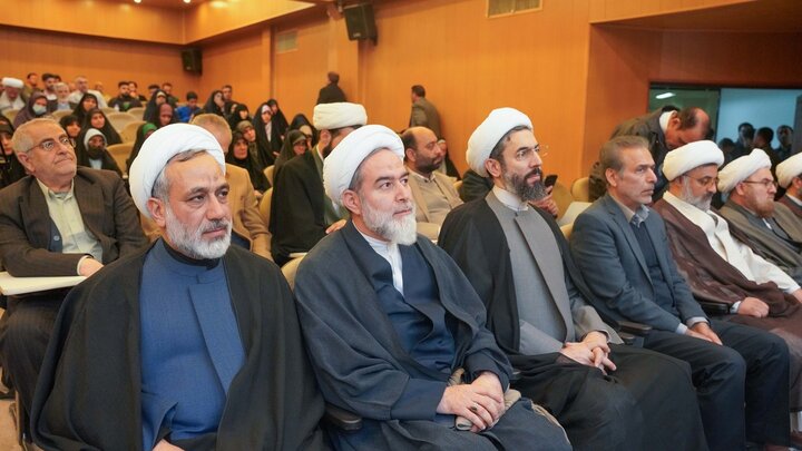 تصاویر/ آیین تکریم ومعارفه مسئول نهاد رهبری در دانشگاه‌های استان البرز