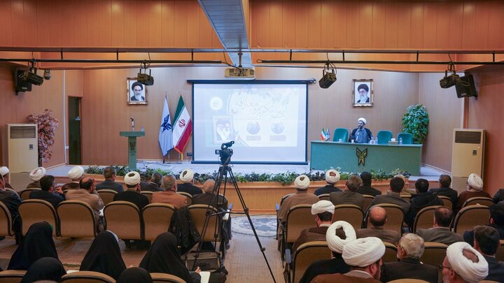 تصاویر/ آیین تکریم ومعارفه مسئول نهاد رهبری در دانشگاه‌های استان البرز