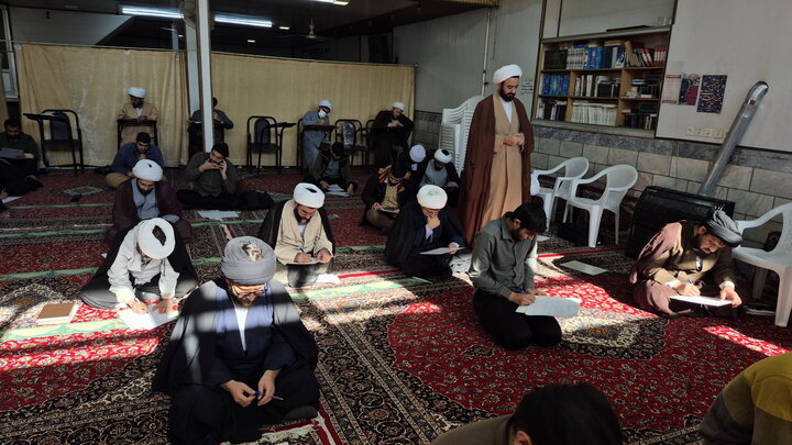 تصاویر/ آزمون استادی طلاب ممتاز مدارس علمیه منطقه کاشان