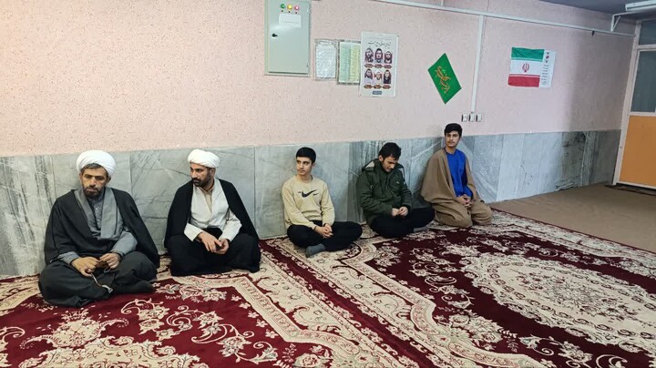 تصاویر / حضور مشاور مدیر حوزه‌های علمیه کشور در جمع طلاب مدسه علمیه اسدآباد
