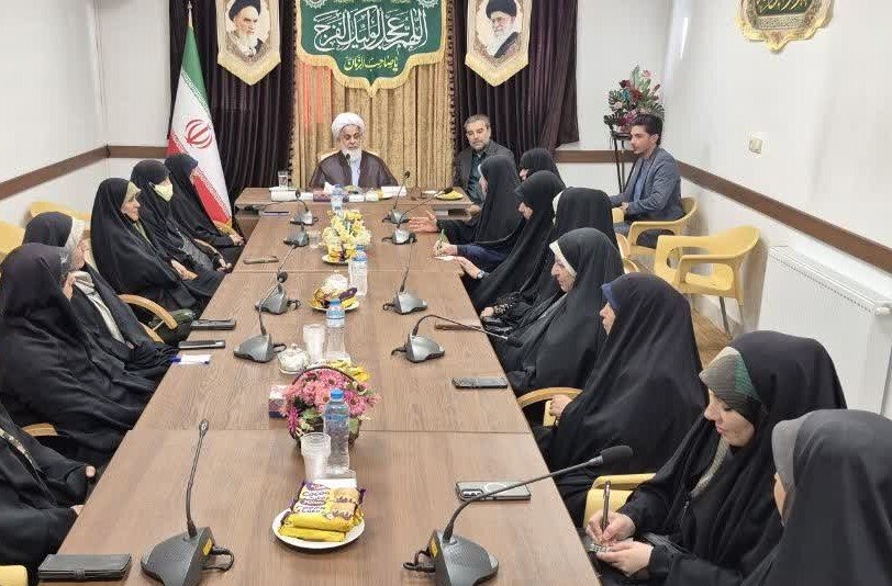 خدمت به نماز جمعه در حقیقت خدمت به انقلاب و نظام اسلامی است