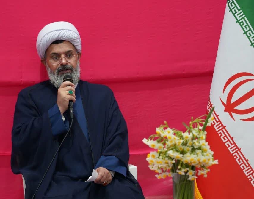 معیار ارزش و کرامت انسان در نگاه اسلام، جنسیت نیست