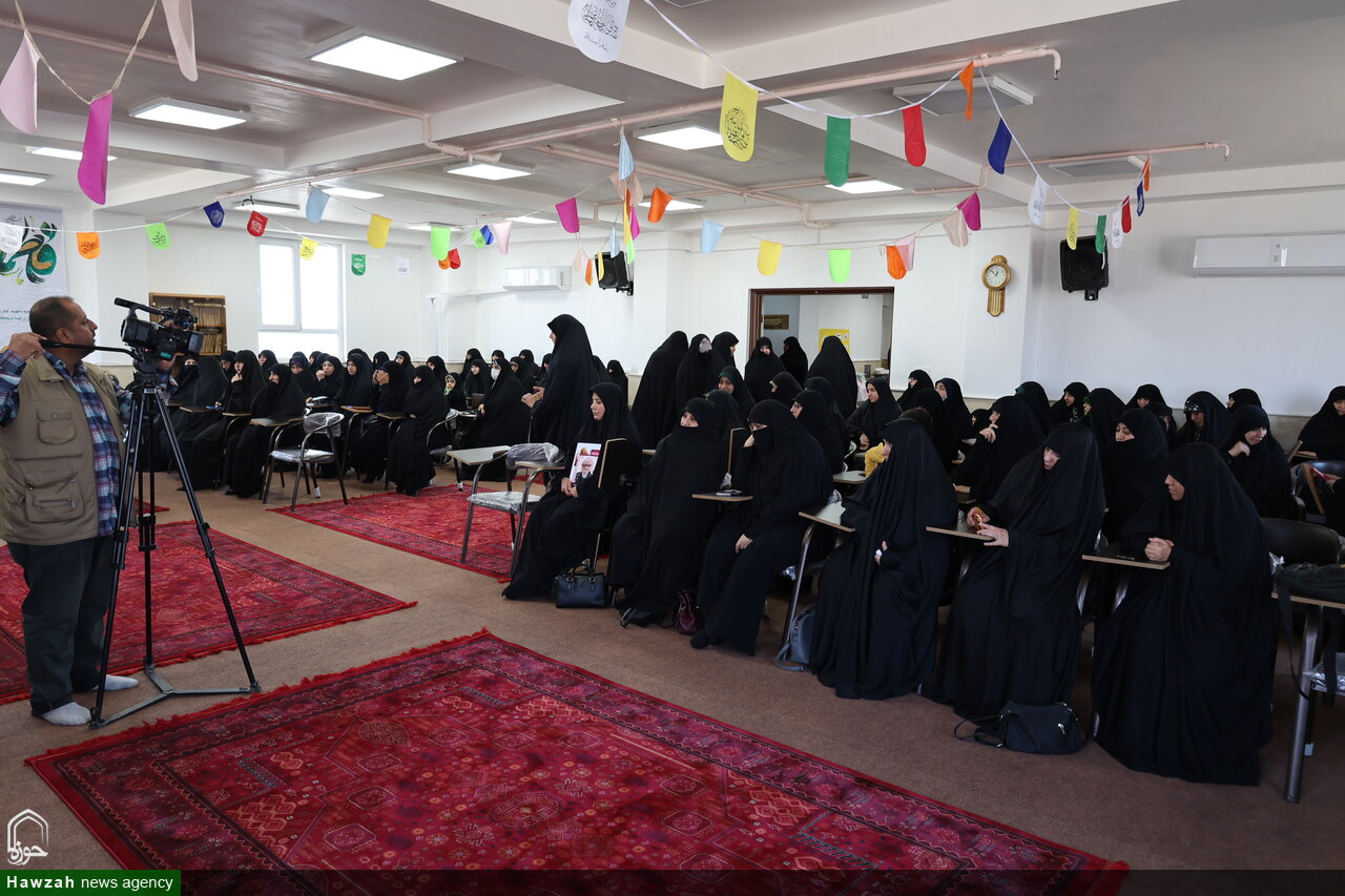 حضور آیت‌الله موسوی جزایری در مدرسه علمیه حضرت معصومه(س) اهواز