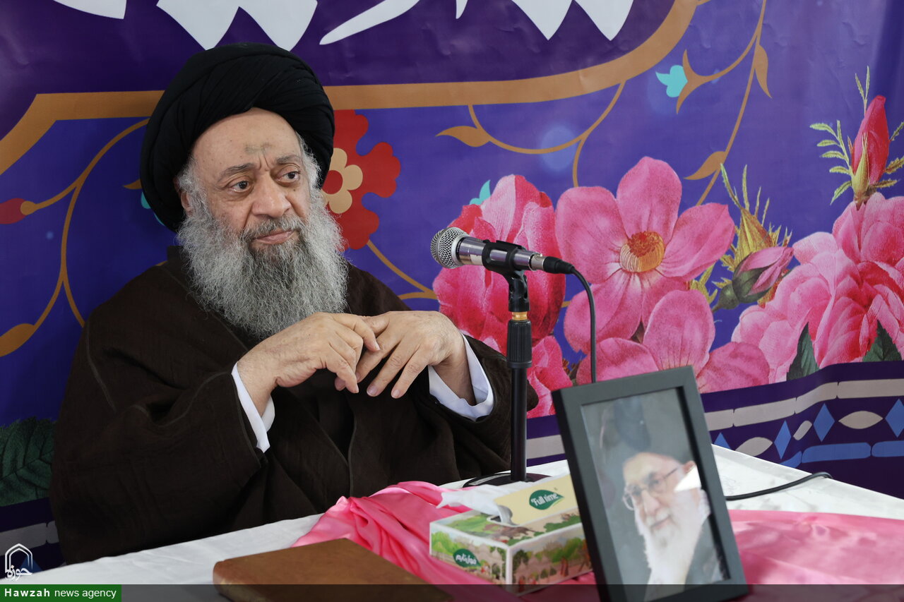 حضور آیت‌الله موسوی جزایری در مدرسه علمیه حضرت معصومه(س) اهواز