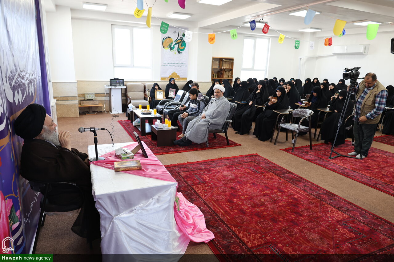 حضور آیت‌الله موسوی جزایری در مدرسه علمیه حضرت معصومه(س) اهواز + تصاویر