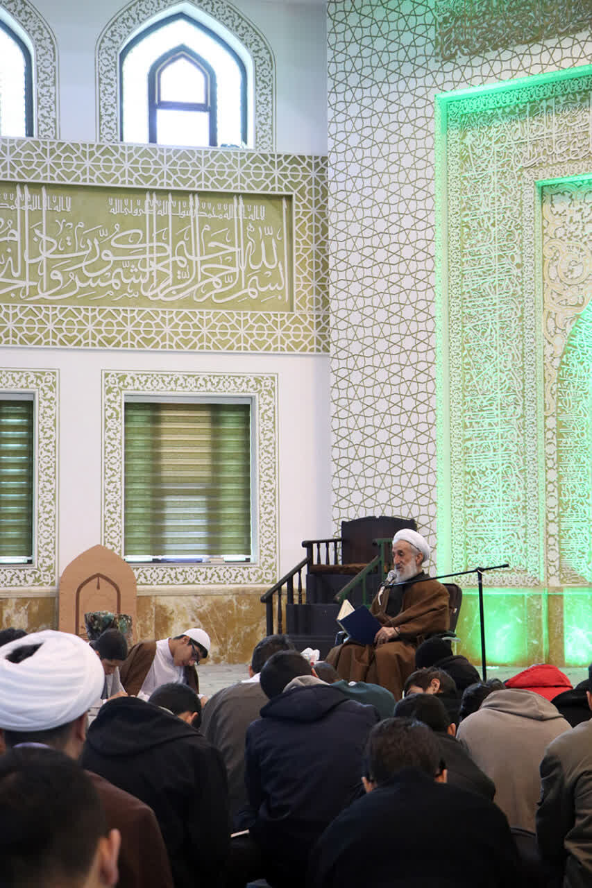 سلوک الهی بدون رنج، تسلیم و عبور از نفس ممکن نیست+تصاویر