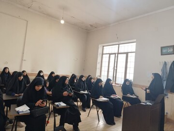 برگزاری کارگاه استفاده از کتابخانه دیجیتال مدرسه فقاهت ویژه طلاب خرم‌آبادی