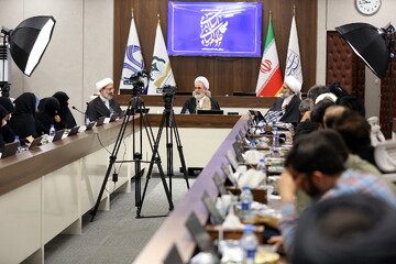 علوم انسانی اسلامی اساس و روح بیانیه گام دوم انقلاب است / تعجب می‌کنم برخی می‌گویند علوم انسانی اسلامی وجود ندارد