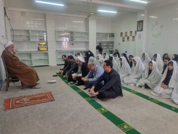 ارزش انسان در قرآن به ایمان، علم، تقوا و اخلاق نیکو است