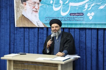 تصاویر/ برگزاری اختتامیه مرحله مدرسه ای جشنواره علامه حلی (ره) در میبد