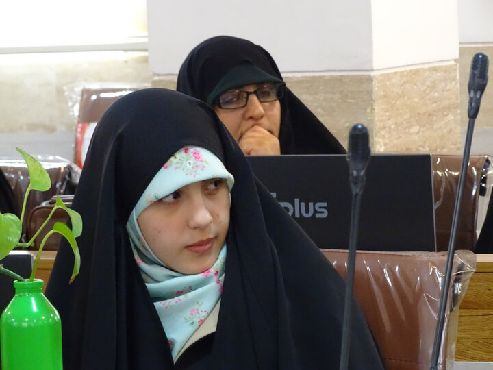 گزارش تصویری از برگزاری کرسی آزاداندیشی با موضوع «ورود حکومت به مسئله حجاب؛ حق یا تکلیف؟»