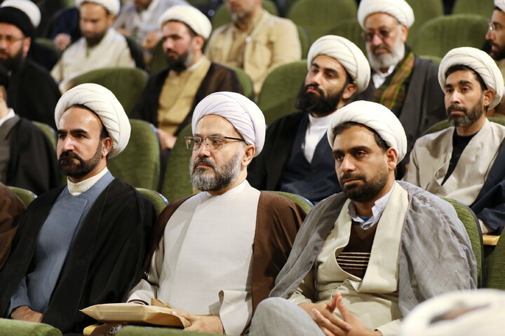 تصاویر/ اجلاسیه مدیران و معاونان پژوهش مدارس و مراکز حوزه علمیه قم