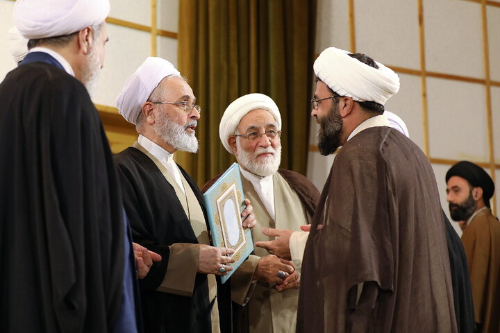 تصاویر/ اجلاسیه مدیران و معاونان پژوهش مدارس و مراکز حوزه علمیه قم