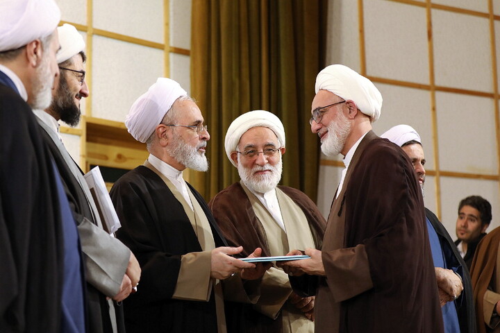 تصاویر/ اجلاسیه مدیران و معاونان پژوهش مدارس و مراکز حوزه علمیه قم