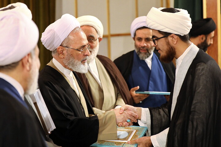 تصاویر/ اجلاسیه مدیران و معاونان پژوهش مدارس و مراکز حوزه علمیه قم