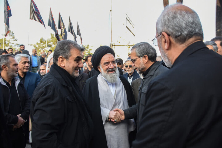 تصاویر/ مراسم تشییع پیکر آیت الله سید محمد شاهچراغی در سمنان