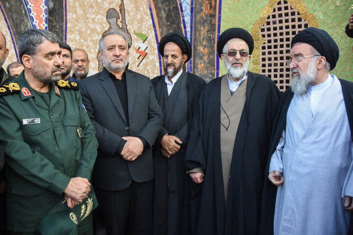 تصاویر/ مراسم تشییع پیکر آیت الله سید محمد شاهچراغی در سمنان