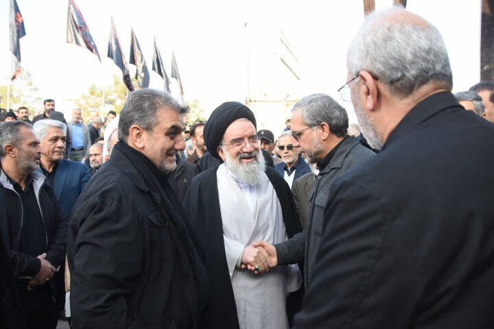 تصاویر/ مراسم تشییع پیکر آیت الله سید محمد شاهچراغی در سمنان