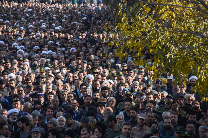 تصاویر/ مراسم تشییع پیکر آیت الله سید محمد شاهچراغی در سمنان