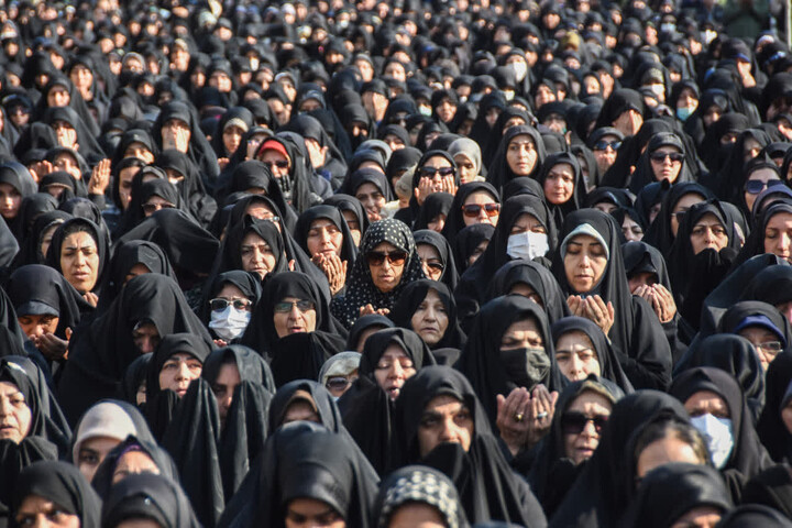 تصاویر/ مراسم تشییع پیکر آیت الله سید محمد شاهچراغی در سمنان