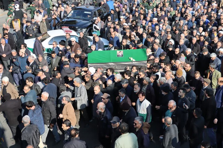 تصاویر/ مراسم تشییع پیکر آیت الله سید محمد شاهچراغی در سمنان