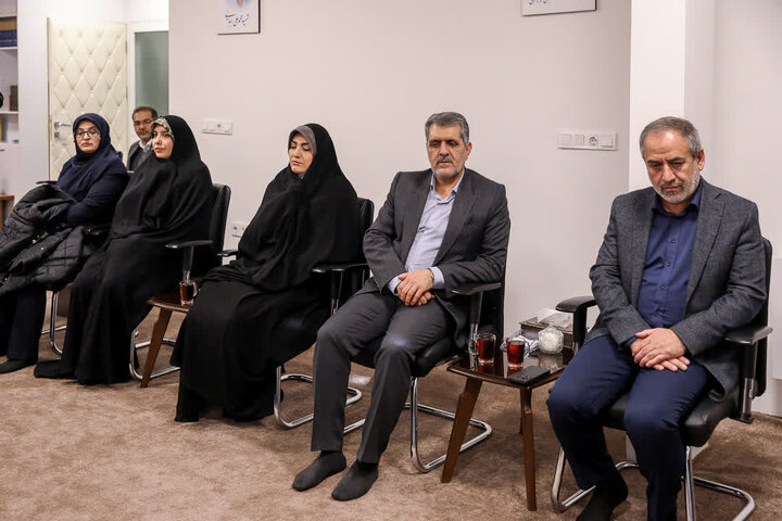 تصاویر / دیدار سخنگوی دولت با نماینده ولی فقیه در استان قزوین